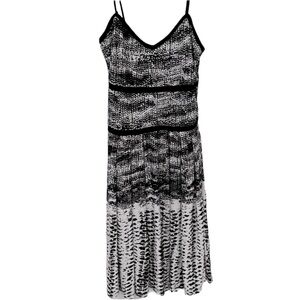 Gorgeous black & white dress - never worn